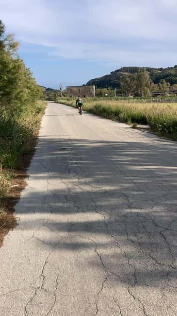E-Bike Scala dei Turchi: Food tasting, villages, snorkeling, nature reserve - Beach time, swimming, or seasonal snorkeling