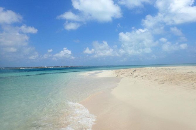 Exclusive Supreme Snorkeling Tour - Gibbs Cay brings the quiet island moment