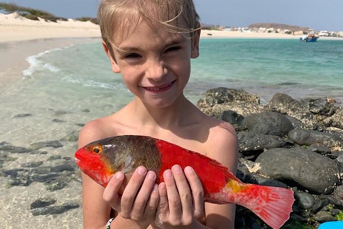 Fishing Snorkeling and Barbecue - Sailing toward Djeu for the beach stop