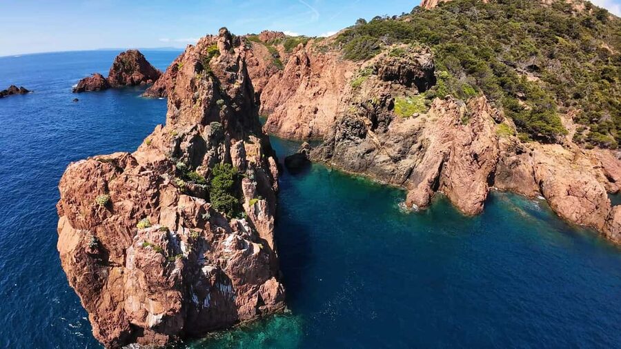 Fréjus: Sea and Creeks Boat Tour with Snorkeling and Drinks - Key points to know before you book