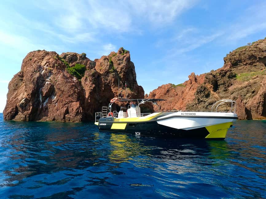Fréjus: Sea and Creeks Boat Tour with Snorkeling and Drinks - Who will enjoy this boat tour most?