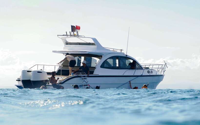 From Bali: Nusa Penida Private Snorkeling Tour with Lunch - Practical preparation for a rough but rewarding day