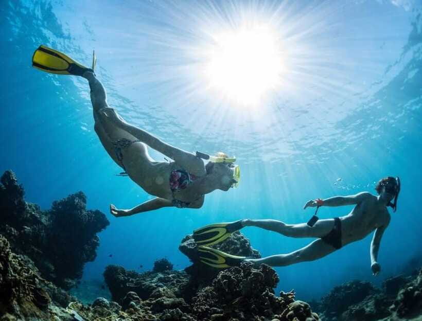 From Bali: Nusa Penida Snorkeling and West Coast Tour - Broken Beach and the natural rock bridge