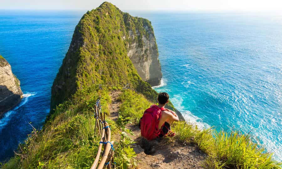 From Bali: West Nusa Penida & Snorkeling Small Group Tour - The early start and boat ride from Bali