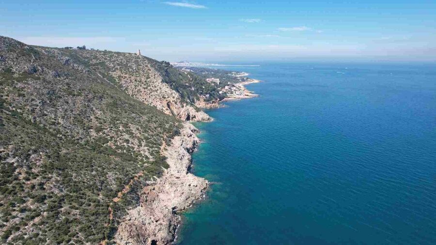 From Denia or Javea: 3 Cape Boat Excursion with Snorkeling - Boat size changes the feel of the outing