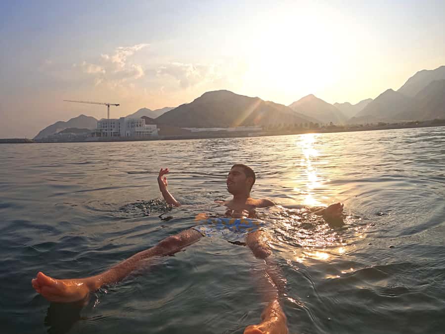 From Dubai: Fujairah Snorkeling with Turtles, Transfer & BBQ - Al Bidya Mosque, Khorfakkan Waterfall, and the amphitheatre