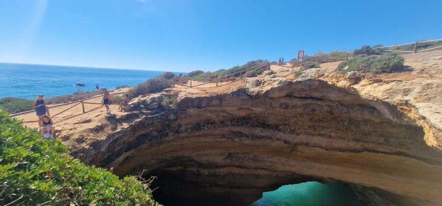 From Faro: 7 Valleys Hiking, Benagil Cave, & Snorkeling Tour - Walking the Seven Hanging Valleys Trail