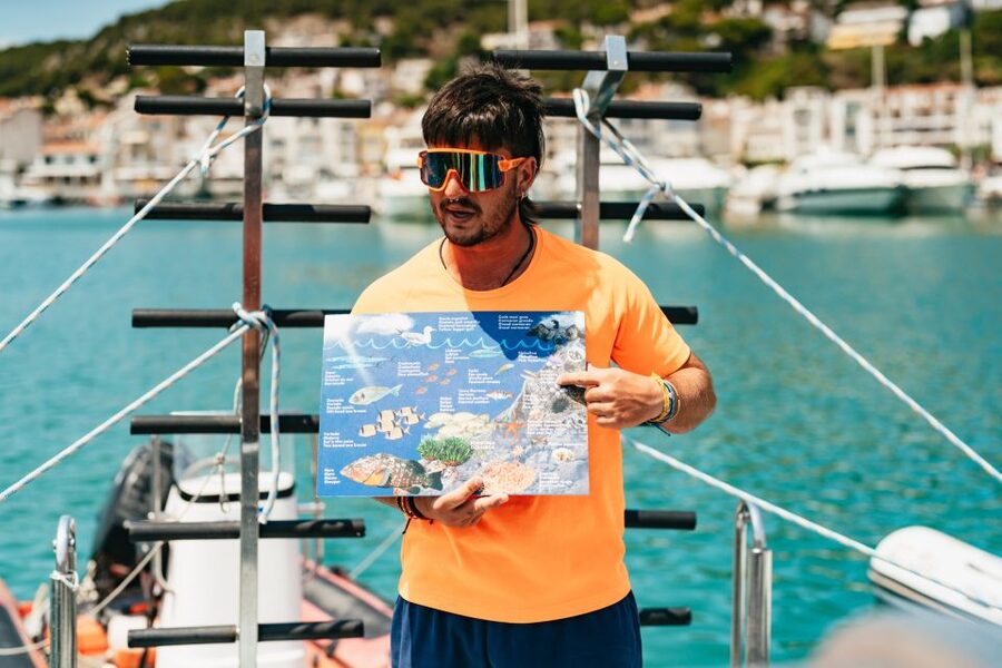 From L’Estartit: Snorkeling Trip to the Medes Islands - Group size, language, and the guide’s role