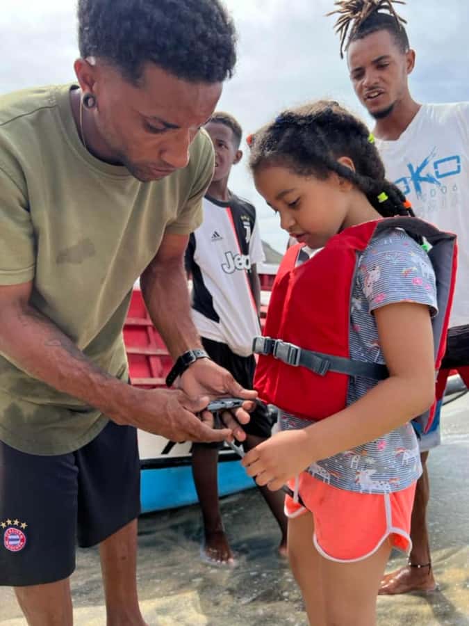 From Mindelo: Snorkel and Swim with Sea Turtles - Who will enjoy this most
