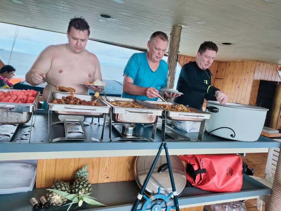 From Pattaya: Snorkeling or Beginner Scuba Diving Tour - What snorkeling is like if scuba is not for you