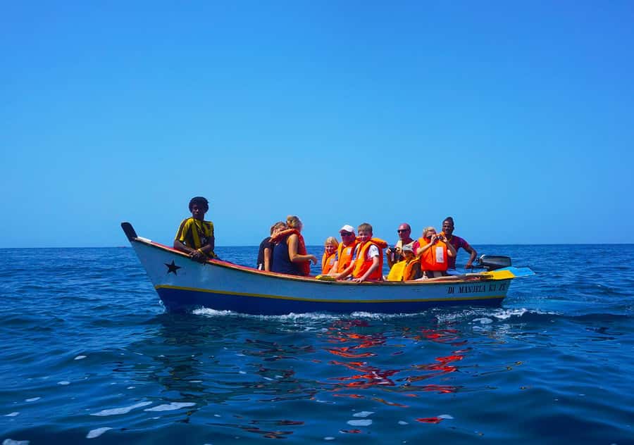 From Praia: Boat Trip, Snorkeling, Cave & BBQ on the Beach - A western Santiago day built around the sea