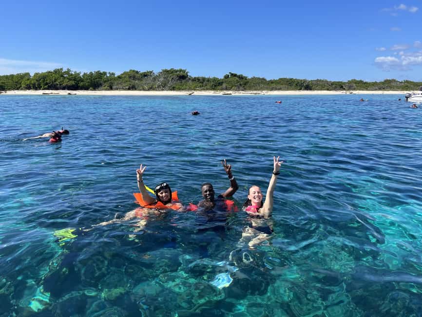 From Punta Cana: Small Group Catalina Island Snorkeling Tour - Catalina Island, reef time, and a river cruise in one day