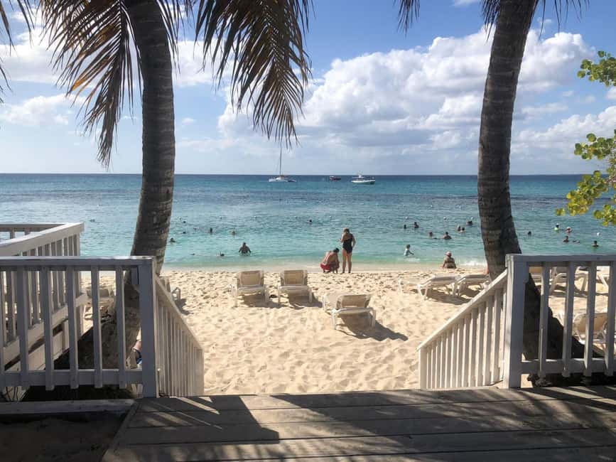 From Punta Cana: Small Group Catalina Island Snorkeling Tour - The Chavón River, a calm ending