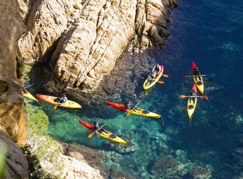 From Sant Feliu de Guíxols: Kayak and Snorkel in Costa Brava - Forty-five minutes beside cliffs and coves