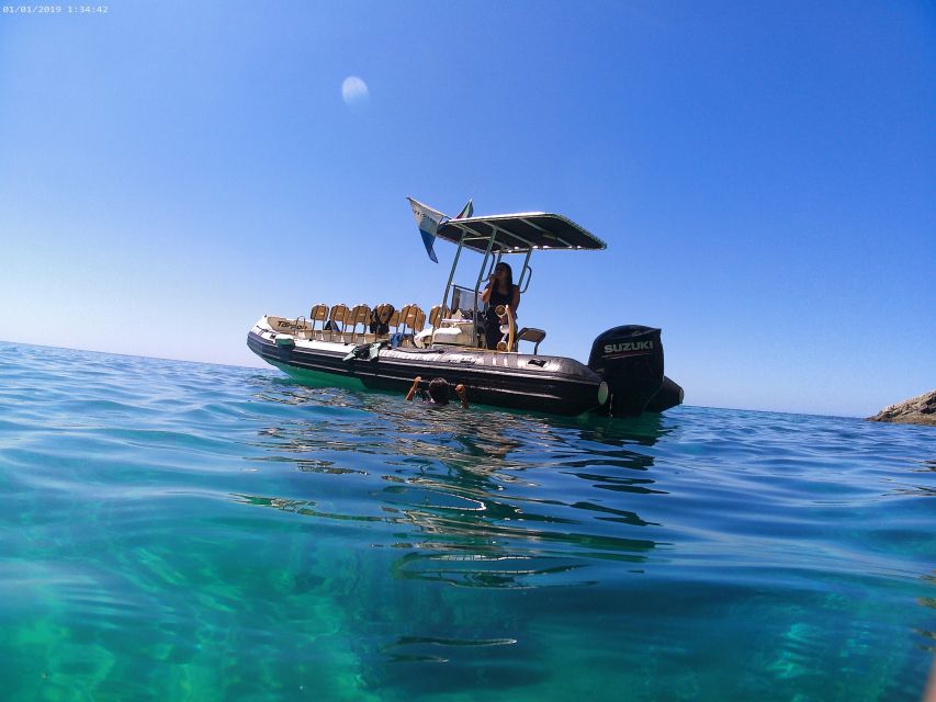 From Sesimbra: Sea Scooter Snorkeling boat Tour - Guide style and the small-group advantage