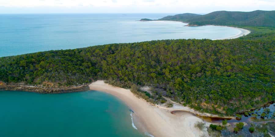 From Yeppoon: Great Keppel Island Snorkeling Hire with Lunch - Arriving at Fisherman’s Beach