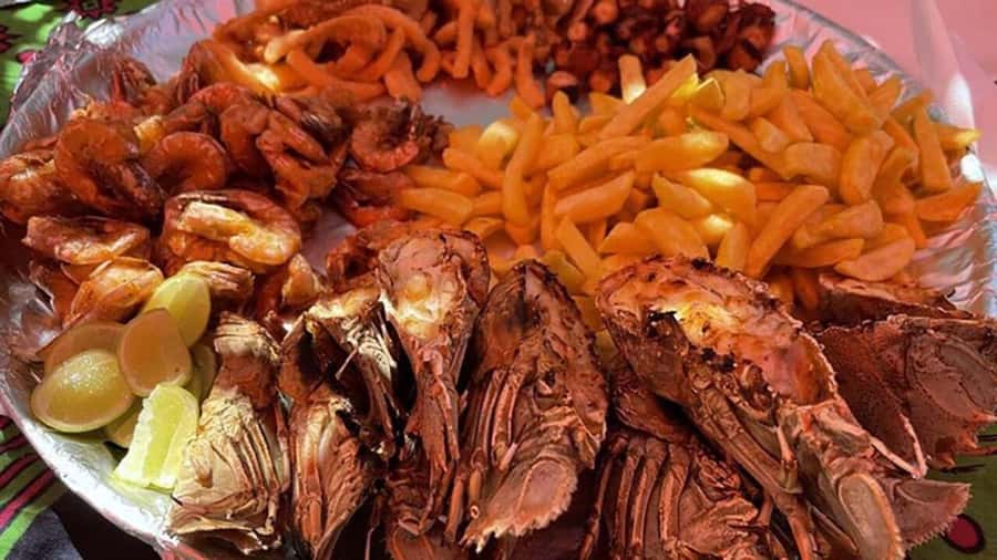 From Zanzibar: Safari Blue Snorkeling Trip with Lunch - Boarding the dhow at Fumba