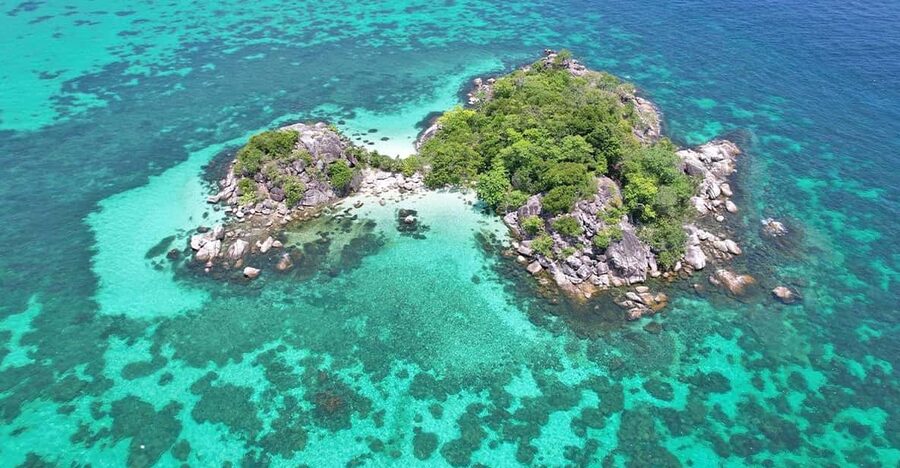 Full-Day Koh Lipe 5 points Snorkeling (East Zone) with Lunch - 9:00 to 10:00 a.m.: Pickup and the ride to Koh Kra