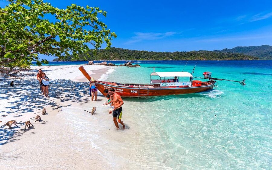 Full-Day Koh Lipe 7 points Snorkeling Experience with Lunch - Key points to know before booking