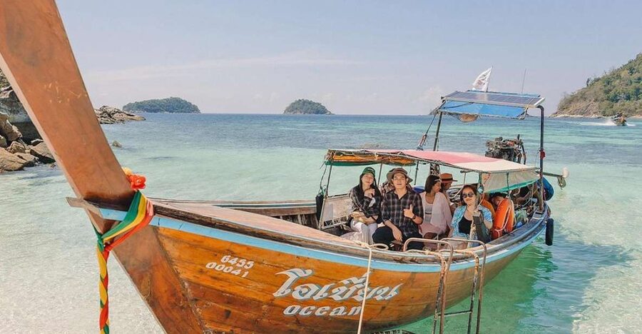Full-Day Koh Lipe 7 points Snorkeling Experience with Lunch - A 9:00 pickup and a traditional long-tail boat