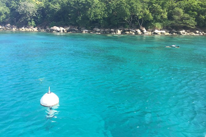 Full-Day Sailing and Snorkeling Excursion to Les Saintes - Sailing back toward sunset