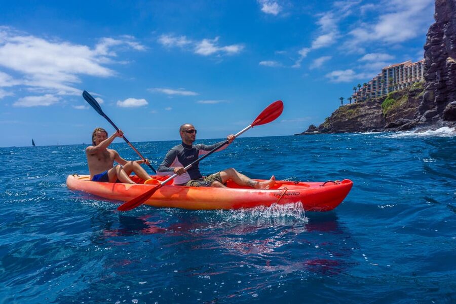 Funchal: KAYAK Rental or Guided tour with snorkeling - What the small group changes