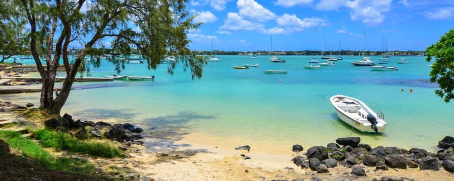 GBaie: 3 North Islands Cruise, Lunch & CoindeMire Snorkeling - Key points before you book
