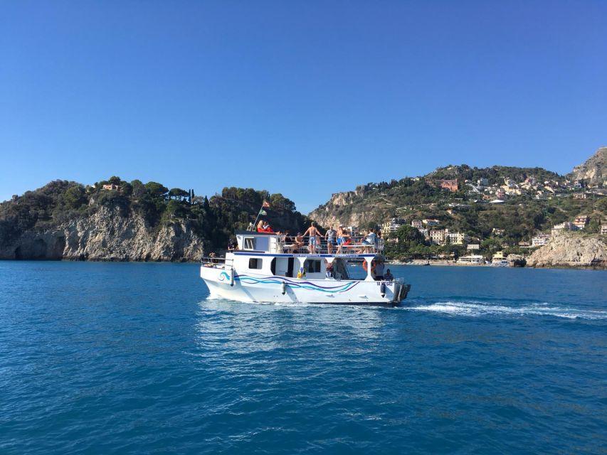 Giardini Naxos: Boat Trip Isola Bella with Snorkeling - What the small group changes
