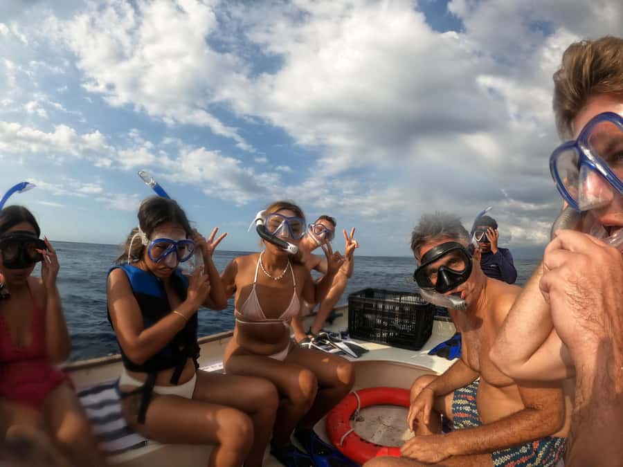 Gili Islands: 4-in-1 Catamaran Snorkeling Experience - Who will get the most from this cruise