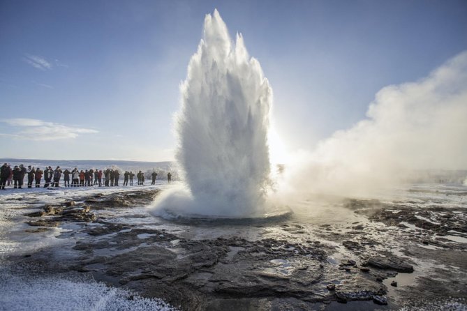 Golden Circle & Snorkeling in Silfra From Reykjavík with Free Photos - Why Silfra makes this Golden Circle tour different