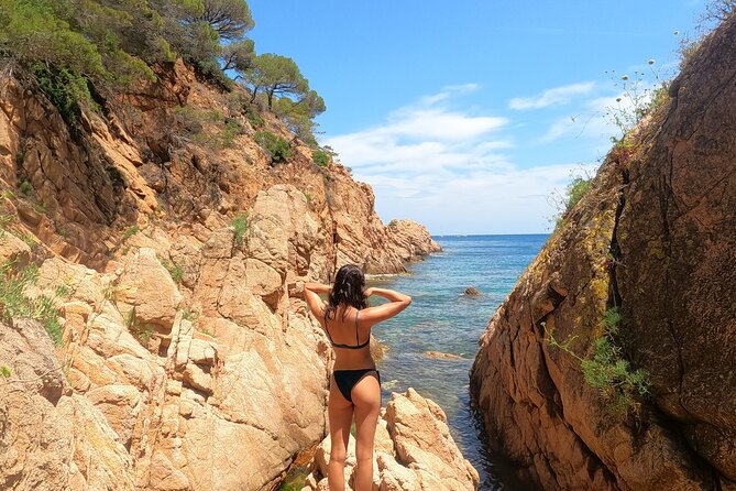 Guided Kayak & Snorkel tour to Costa Brava: Small Group and Lunch - Key points at a glance
