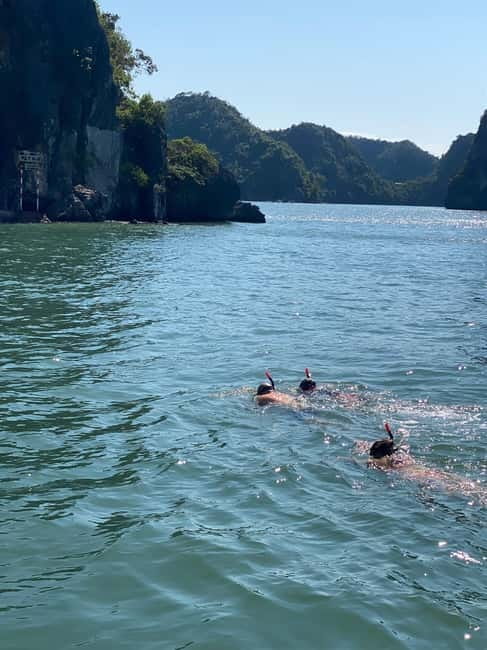 Half day Lan Ha Bay : Boat Trip , Kayaking,Snorkel - Passing Cai Beo Floating Village