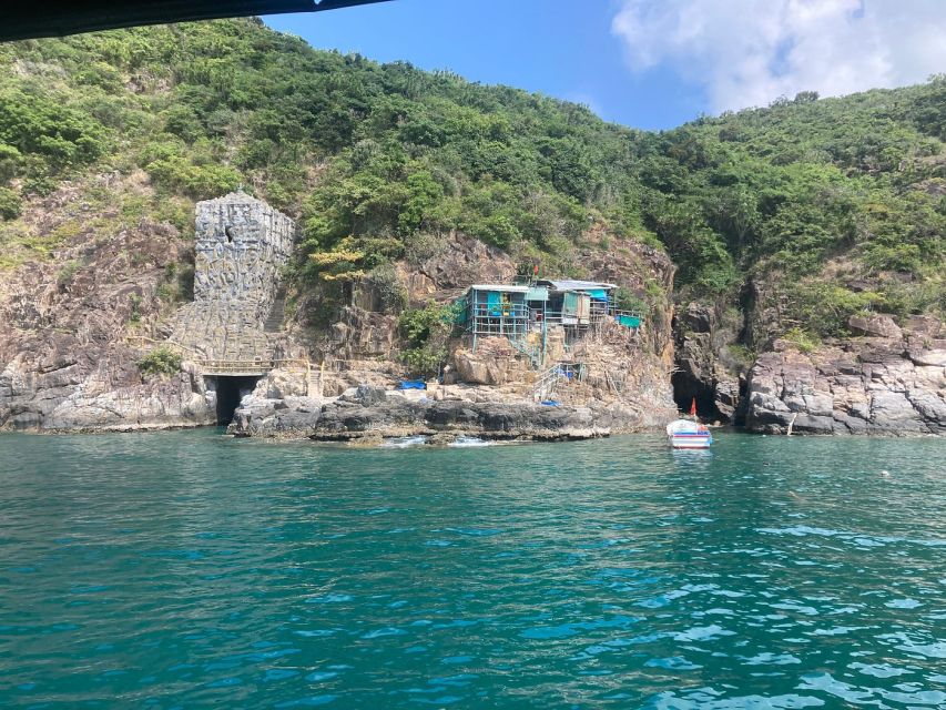 Half-Day Snorkeling trip in Nha Trang with Vietnam Active - The first snorkeling stop: make the most of your first chance