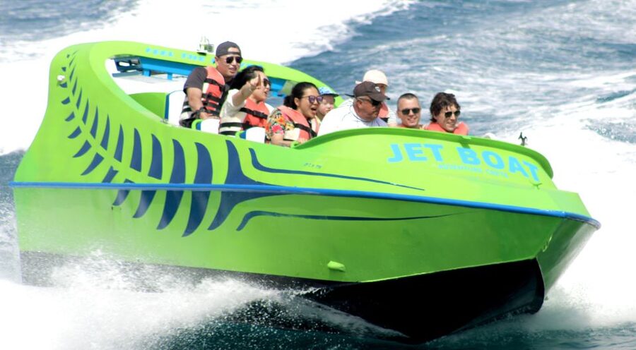 Hersonissos: Jet Boat Tour with Snorkeling - What the crew adds to the experience