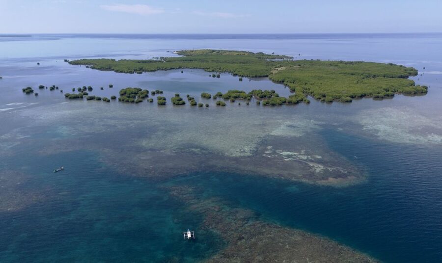 Hidden Gili's Lombok Snorkeling Daily Tour - Gili Kondo: Lunch, Swimming, and More Snorkeling