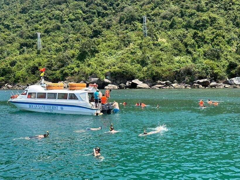 Hoi An: Cham Island and Bai Xep Day Tour with Snorkeling - Bai Xep snorkeling: attractive water, limited equipment