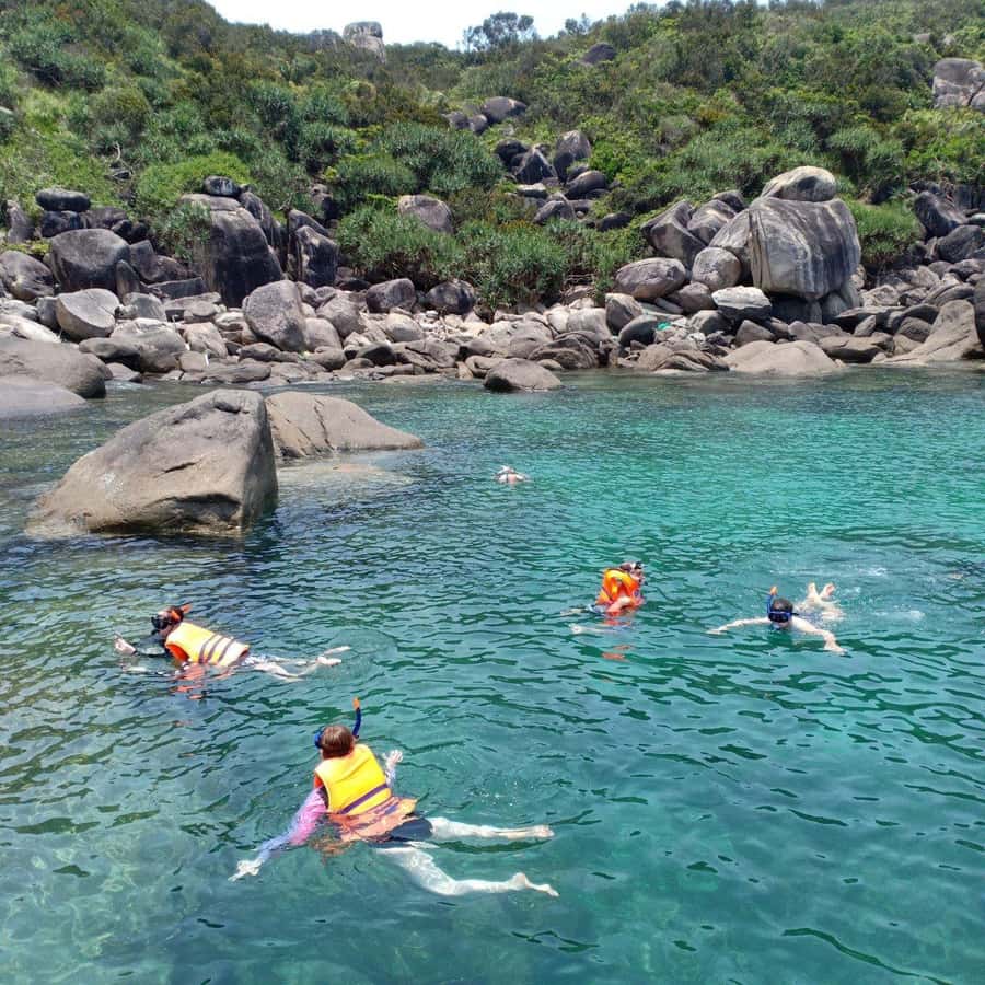Hoi An: Cham Islands Snorkeling Trip by Speedboat with Lunch - Heat, crowds, and the practical side of the day