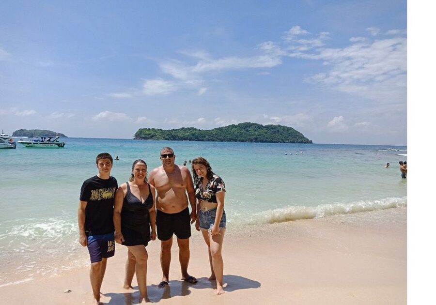 Hoi An/Da Nang: Snorkelling & Island-Hopping Speedboat Tour - Group size, crowds, and the feel of the day