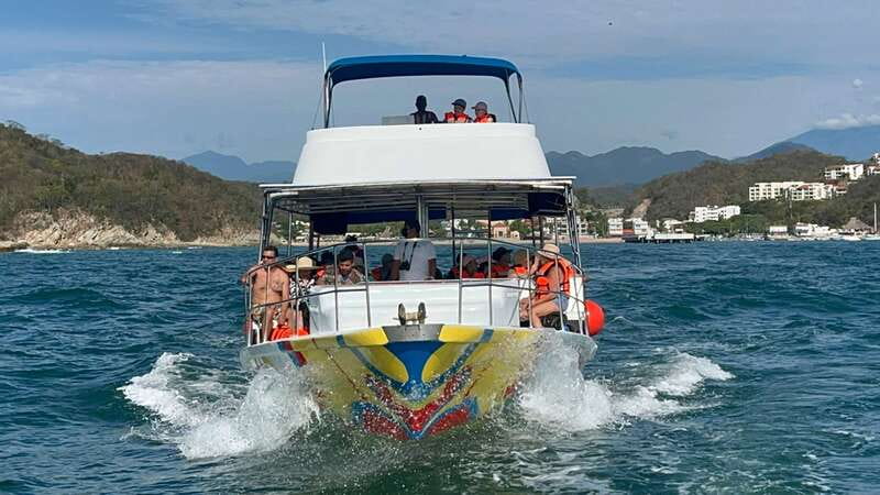 Huatulco: Premium Boat Tour with snorkel experience. - Chachacual Bay, a beach reached only by boat