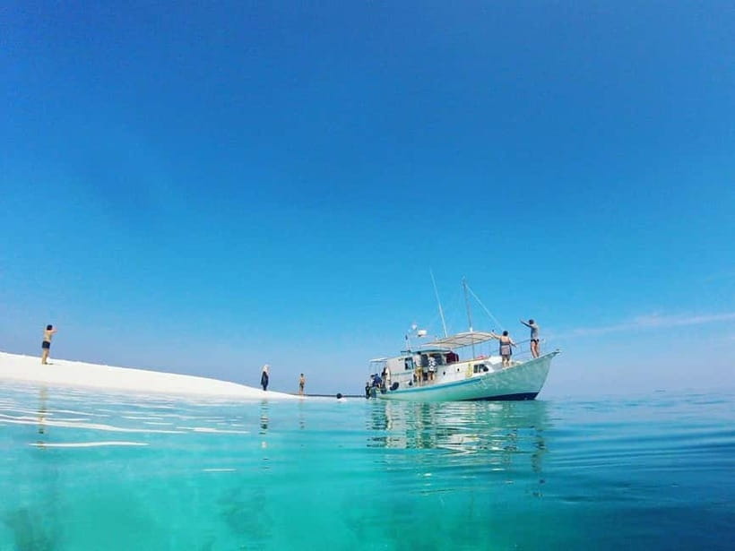 Hulhumale: Full Day Boat Tour and Snorkeling - At a glance