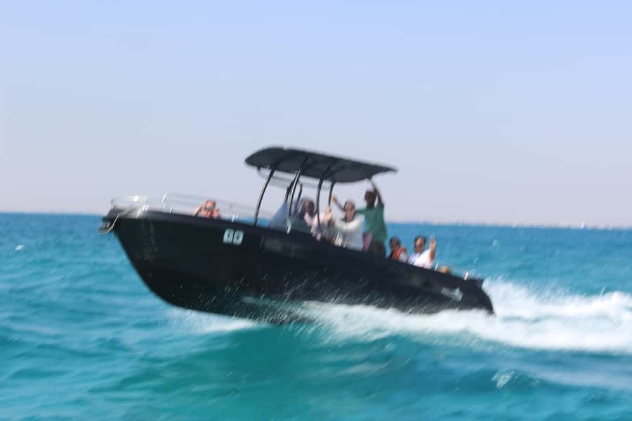 Hurghada: 4 Island Hopping Tour Dolphin, Snorkeling & Lunch - Parasailing for a five-minute view