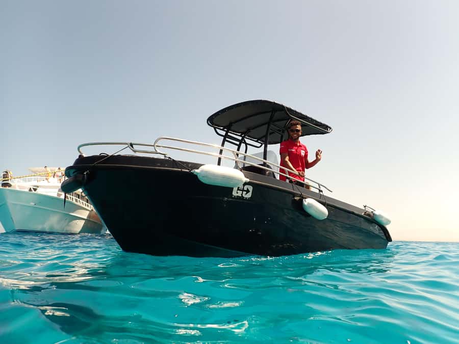 Hurghada: 6 Islands Tour with Dolphin Watching & Snorkelling - What the $51 price actually includes