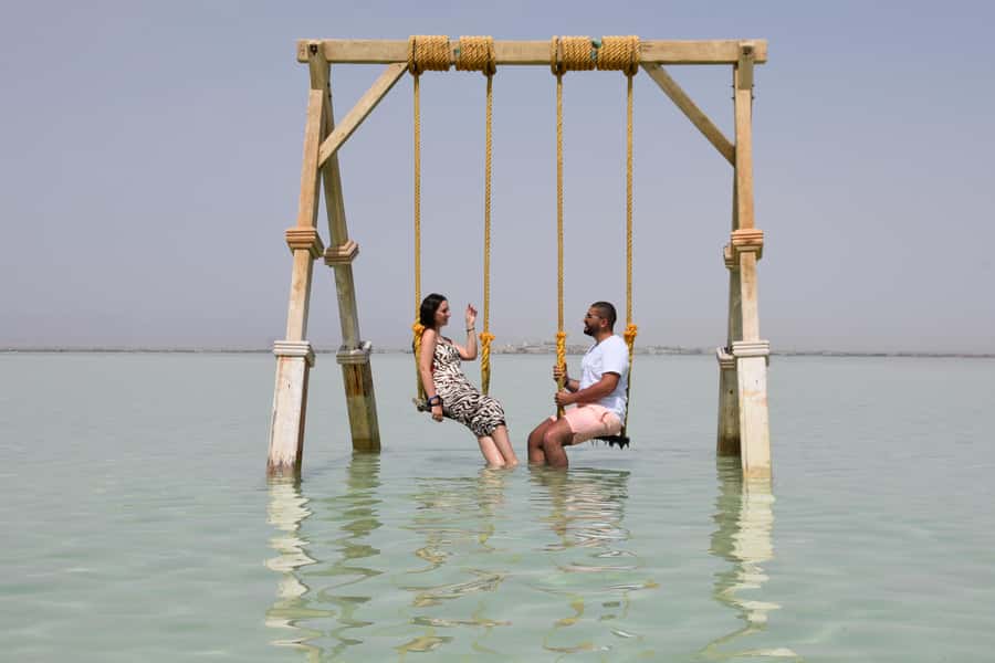 Hurghada:Luxury Diving & Snorkeling inc/Island/Lunch/Massage - Lunch with a view of the Red Sea