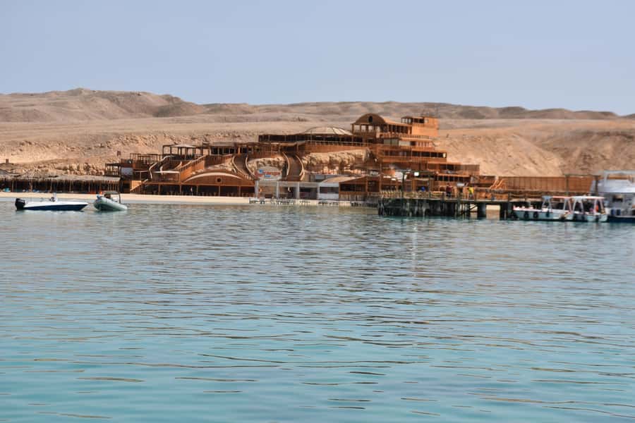 Hurghada: Luxury Giftun island w/snorkeling/lunch & Massage - The massage is a nice idea, with one important catch