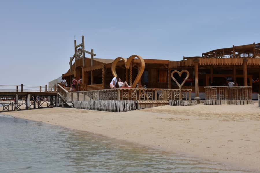 Hurghada: Luxury Giftun island w/snorkeling/lunch & Massage - Banana boats and free time add variety