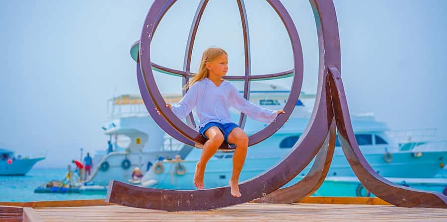 Hurghada: Paradise Island Yacht Cruise, Lunch & Snorkeling - The cruise from Hurghada to the island