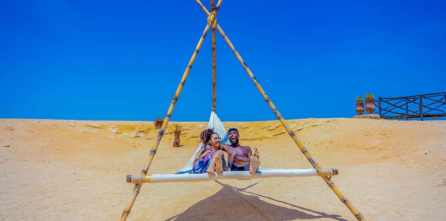Hurghada: Paradise Speedboat w/ Optional Snorkeling & Lunch - Snorkeling above the Red Sea reef