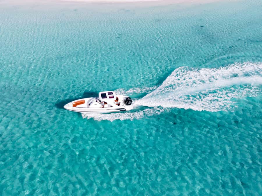 Hurghada: Paradise Speedboat w/ Optional Snorkeling & Lunch - Hotel pickup and the ride to the marina