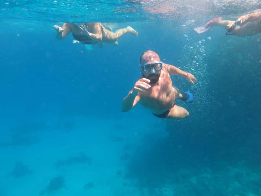 Hurghada: Premium Island Cruise with Lunch and snorkeling - Setting out from Hurghada for a Red Sea day