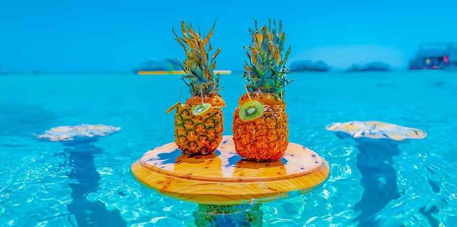 Hurghada Sunset Paradise Island Tour With Snorkeling & Lunch - The boat ride and first look at the Red Sea